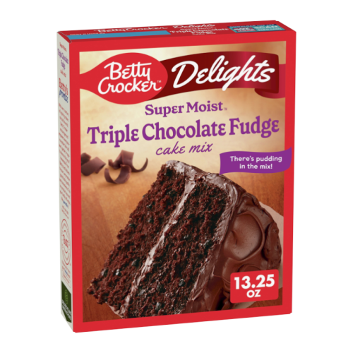 Betty Crocker Delights Super Moist Triple Chocolate Fudge Cake Mix - 13.25oz (375g)